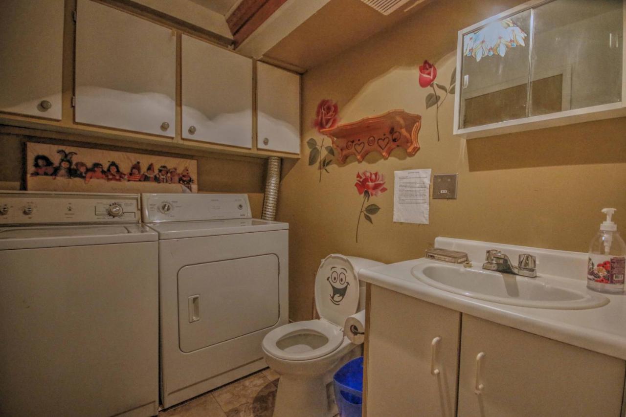 Vieille Maison Rustique Espace Interessant Québec Exterior foto